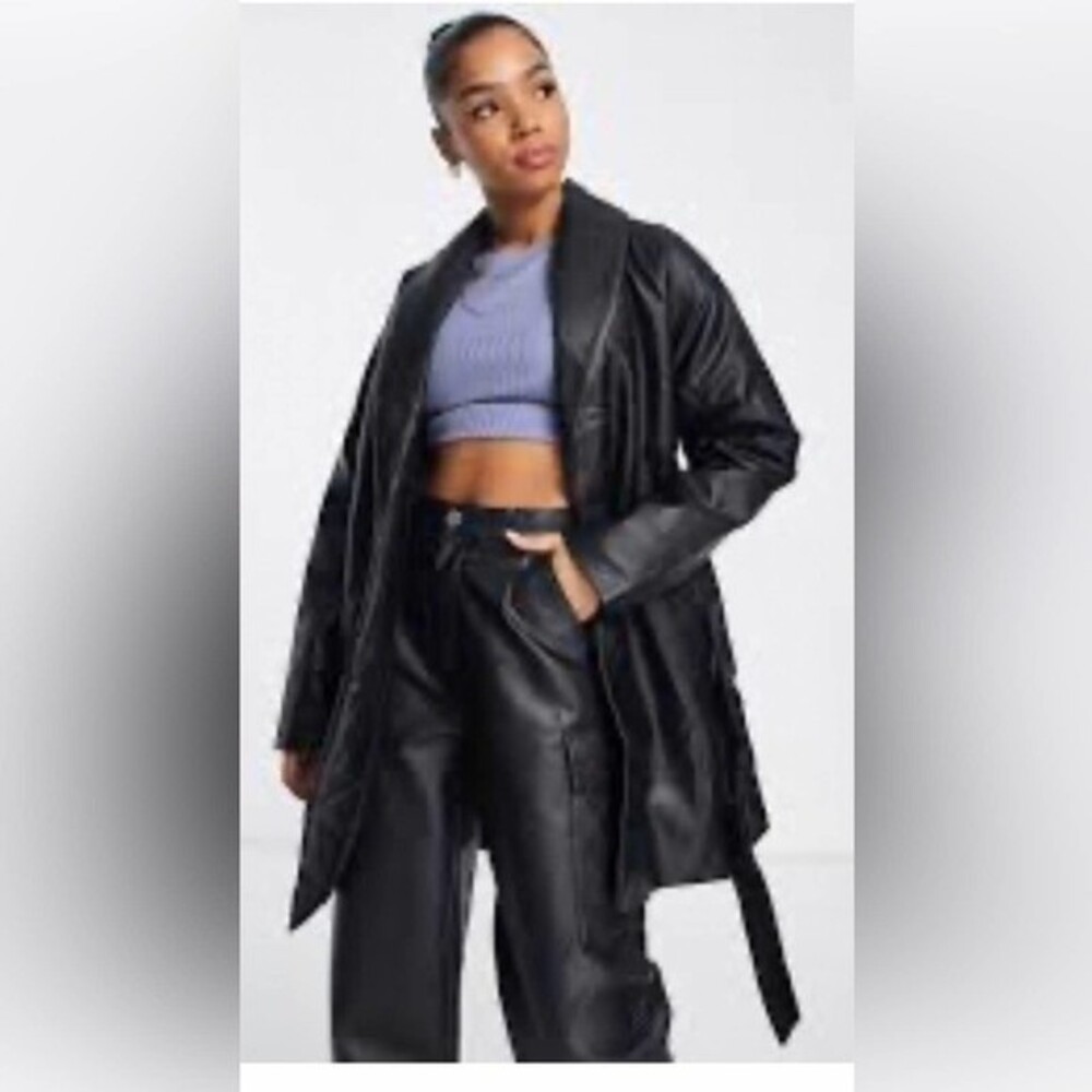 Vintage 90s Wilson’s Leather Jacket – Black – Belted – Size Small